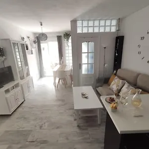 Apartamento Nuevo A 50 M. De La Playa Apartamento